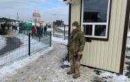 Все украинские КПВВ на линии разграничения функционируют ежедневно с 08.00 до 16.00.