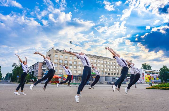 Гимнастика, танцы, вокал – куда отдать ребенка в Рубежном? (список секций и кружков)