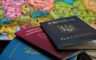 Украинцы с двойным гражданством не смогут занимать некоторые должности: перечень