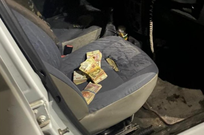 В Мариуполе трое полицейских погорели на взятке