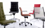 офисное кресло