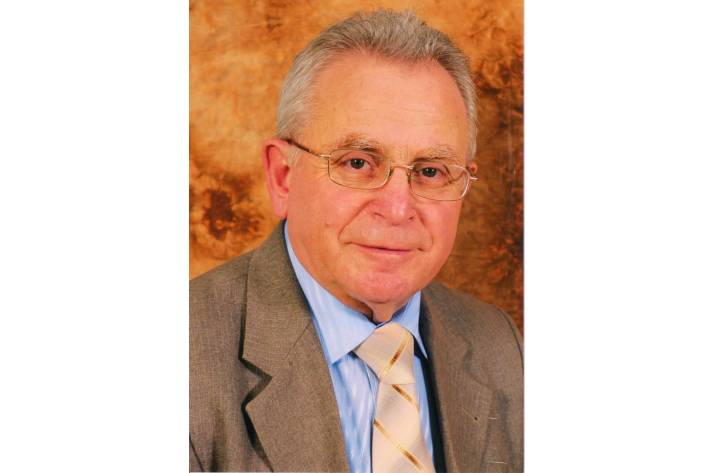 Профессору из Луганщины назначили пожизненную государственную стипендию 