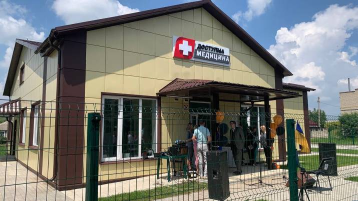 В Великой Черниговке открыли современную амбулаторию (фото, видео)