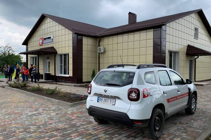 В поселке Широкий появилась новая амбулатория (фото)