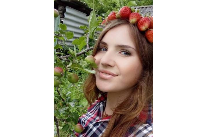 Клубничный бизнес в Луганской области: Как жительница Епифановки развивает собственное дело