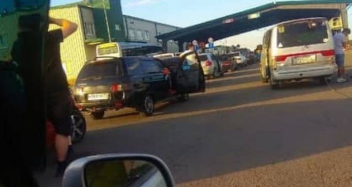 Жители ОРДО сообщают об огромных очередях на 