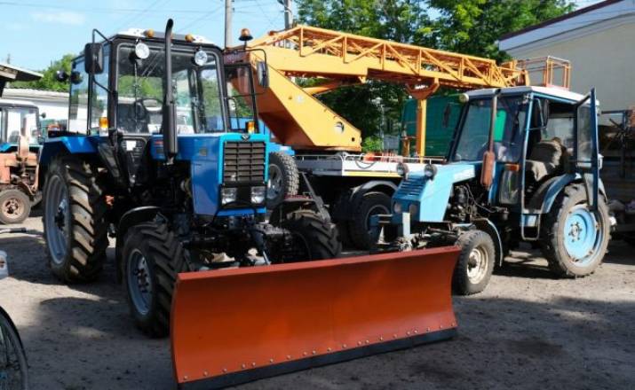 В Беловодской громаде у коммунальщиков появилась новая техника