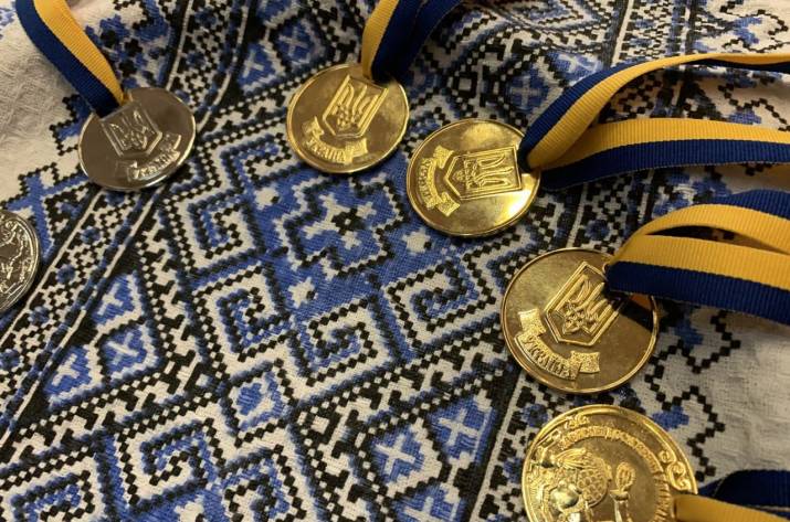 Рубежанские выпускники-медалисты рассказали о планах на будущее