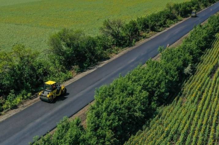 В Луганской области ко Дню Независимости обещают восстановить дорогу