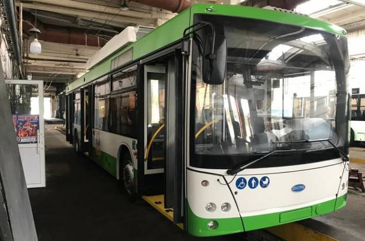 Троллейбус