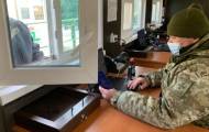 Тем, кто едет из Луганска и Донецка за украинским паспортом, могут быстро оформить е-пропуск