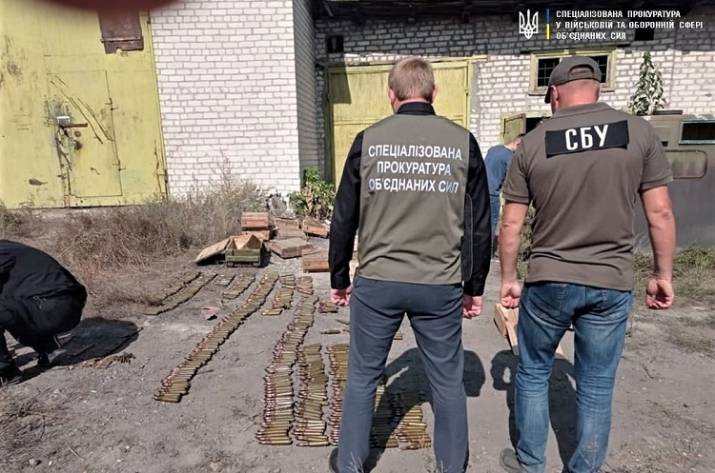 В Лисичанске обнаружили схрон боеприпасов