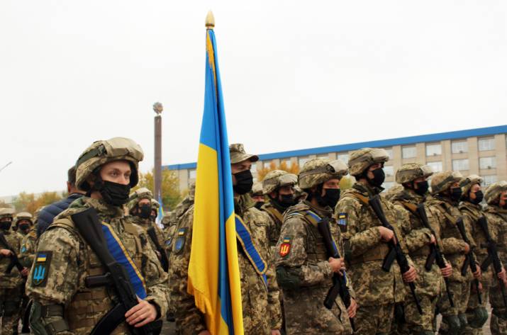 В Северодонецке прошел военный парад: как это было (фотоотчет)