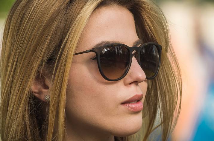 очки солнцезащитные