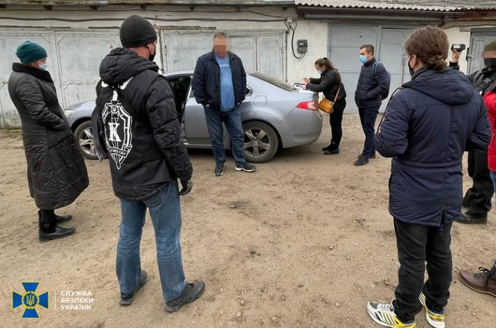 Луганщина: Стало известно имя чиновника, который попался на