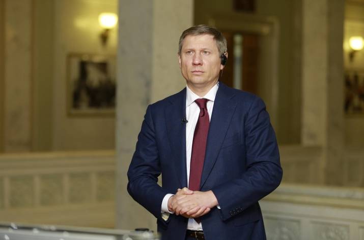 В разгар пандемии COVID-19 власть урезает финансирование инфекционных больниц, - нардеп