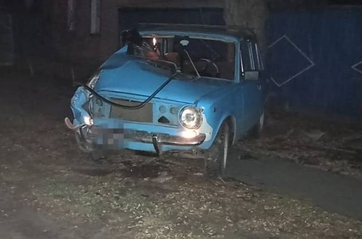 В Кременной водитель автомобиля оставил без света 70 абонентов