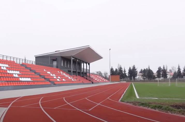 Этого не покажут в России! Украина построила на Донбассе стадион, какого не было до войны