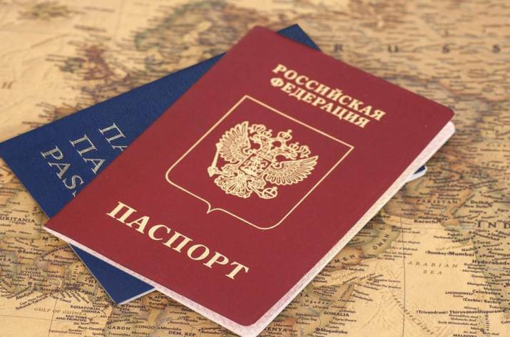 Как выдача российских и белорусских паспортов украинцам стала частью гибридной войны