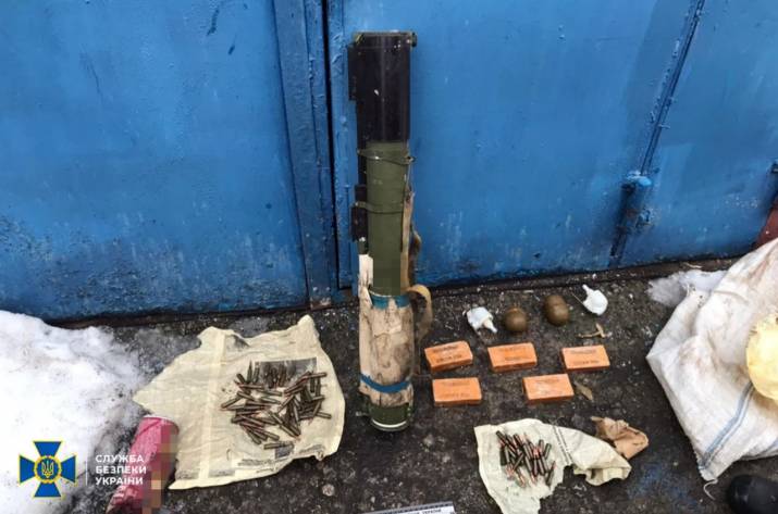 В Луганской области обнаружили опасный тайник