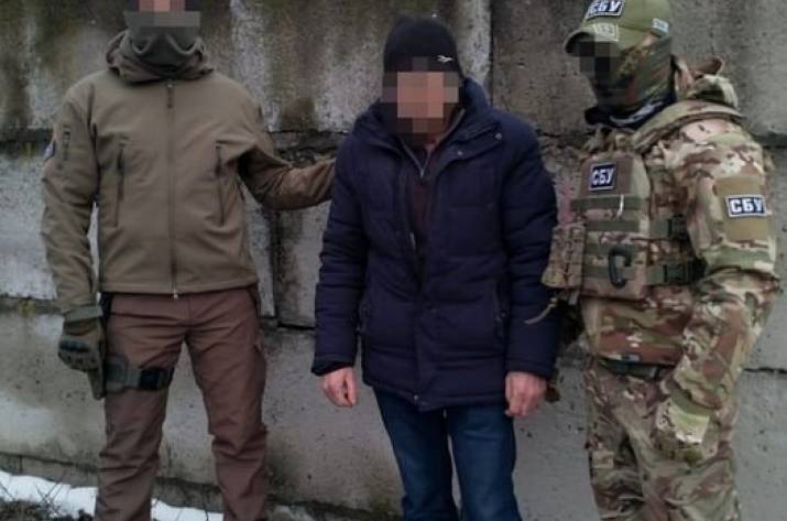 Ехал за украинской пенсией: СБУ задержала экс-боевика на Луганщине 