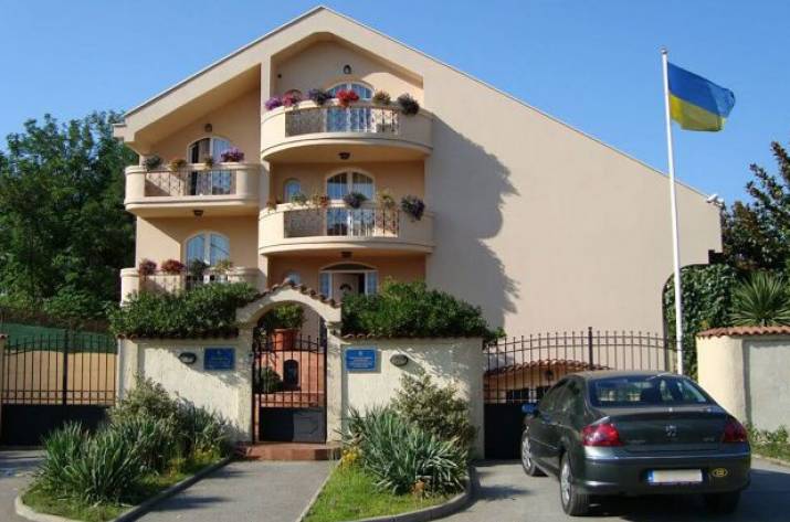 Посольство