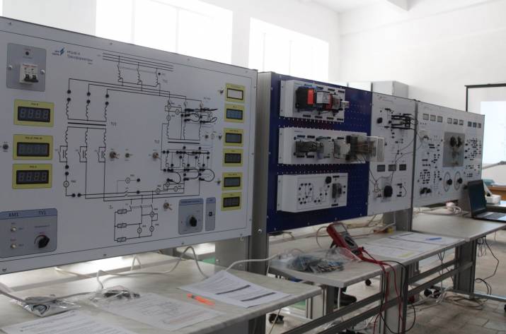 В Лисичанском ВПУ №94 представлен обновленный учебно-практический центр