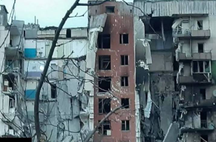 В Рубежном полностью уничтожили многоэтажку 