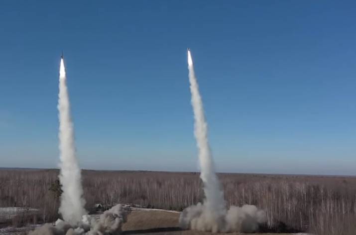 Россия может устроить кровавую провокацию в Луганске