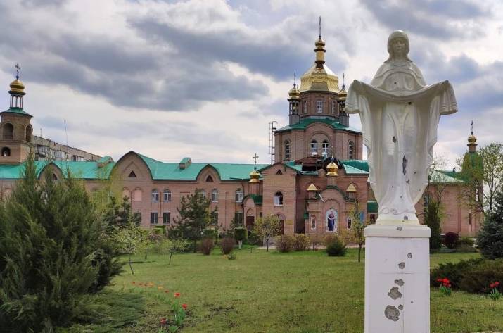 Храм