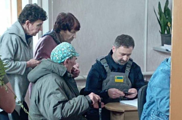 Выдача пенсий