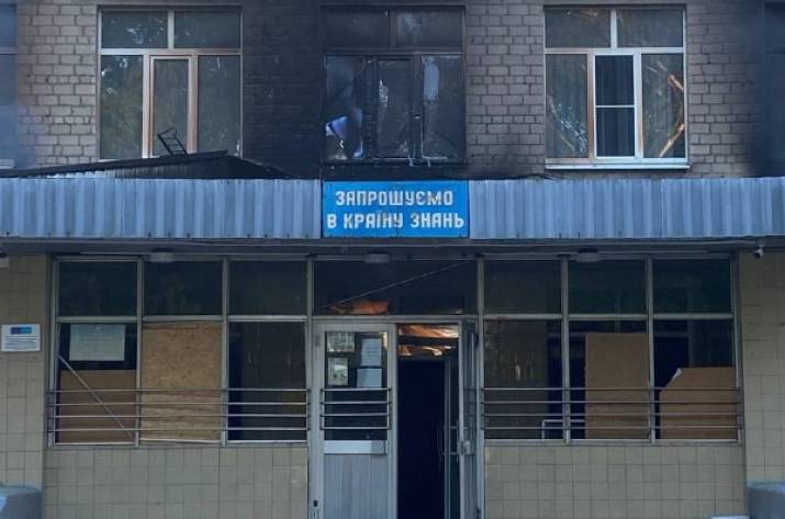 В Авдіївці окупанти знищили школу номер 6
