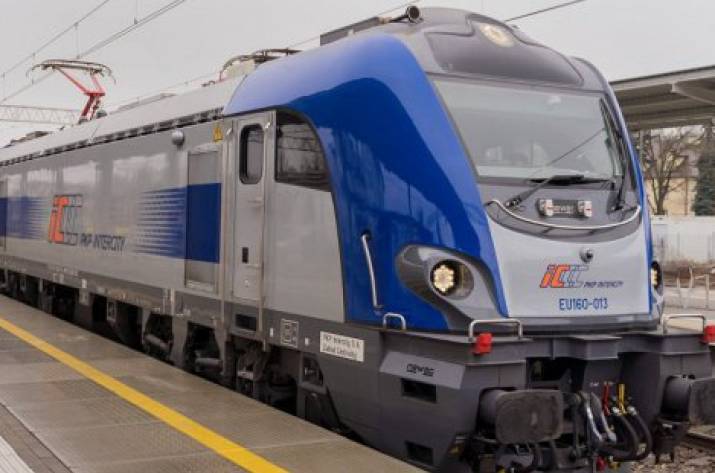 Польща скасовує безкоштовний проїзд для українців