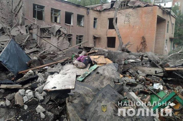 Окупанти за добу обстріляли шість населених пунктів на Донеччині: є жертви