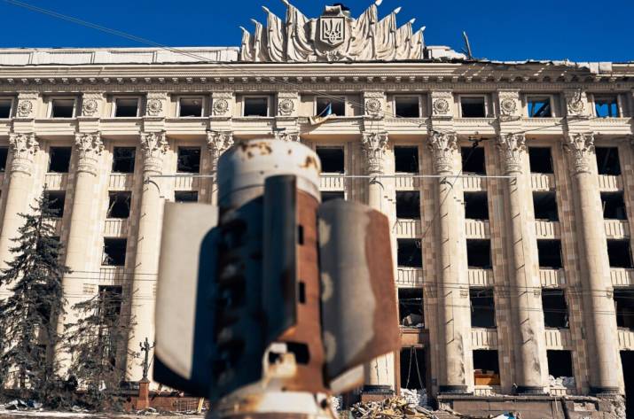 Харків живе під обстрілами, але в новому ритмі: історія дівчини, яка повернулася додому попри загрозу обстрілів