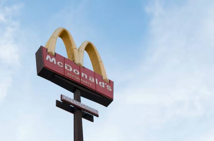 McDonald’s відновлює роботу в Україні