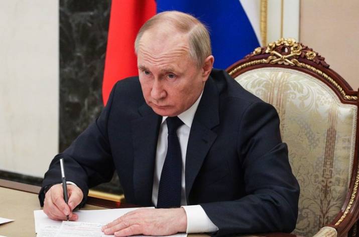 Путин