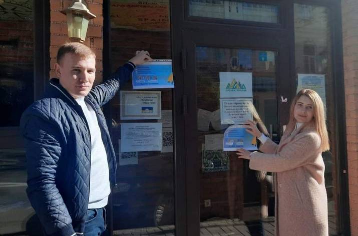 Як переселенцям з Луганщини отримати допомогу служби зайнятості у Києві