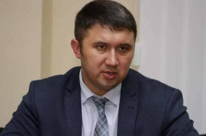 Роман Власенко