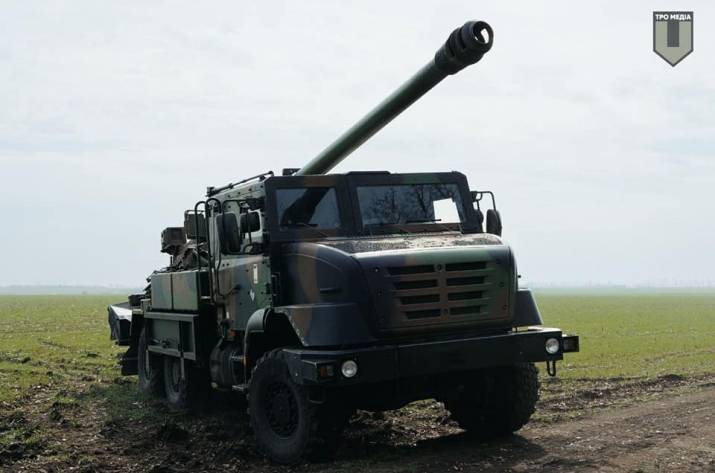 Противник зосереджує основні зусилля на веденні наступальних дій на Лиманському, Бахмутському, Авдіївському та Мар’їнському напрямках.