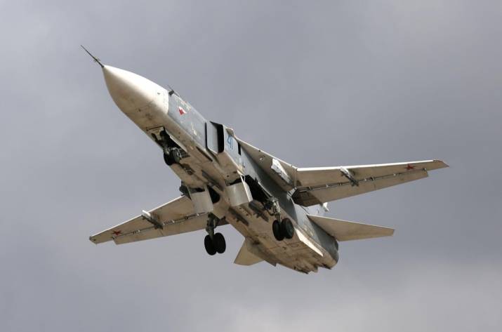 російський бомбардувальник Су-24М