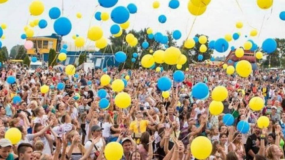 населення україни українці 