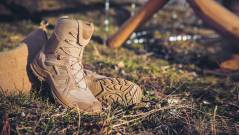взуття для військових
