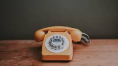 телефон гаряча лінія