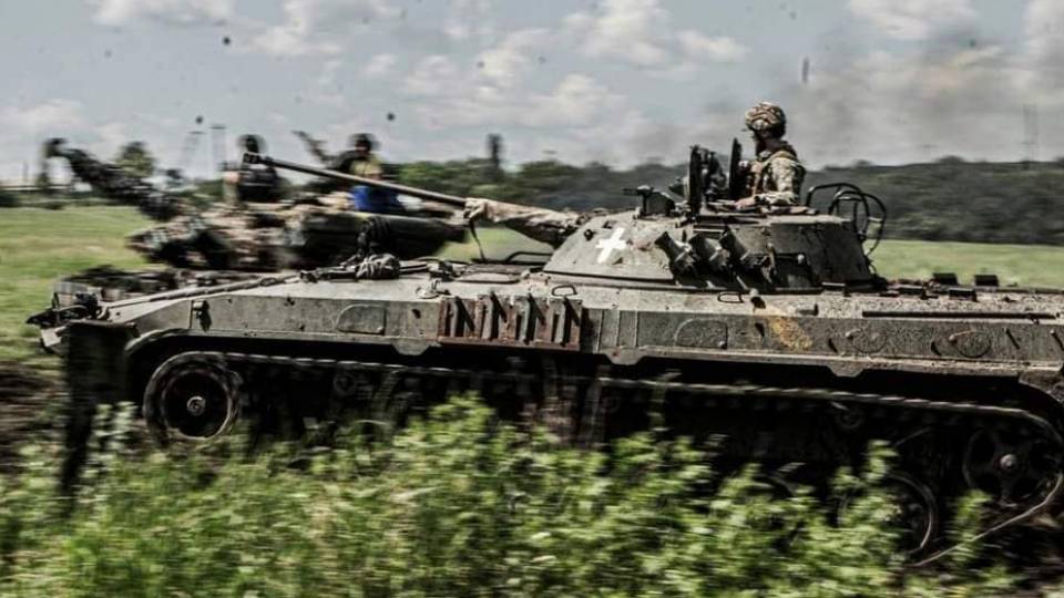 Росіяни продовжують обстрілювати деокуповані населені пункти Луганщини. 