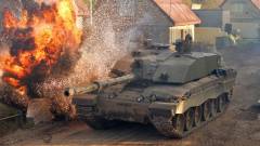 Українські військові на танку Challenger 2