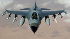 винищувач літак F-16