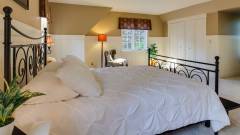 железная кровать