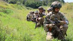 Сталевий кордон, бійці прикордонники, військові українські