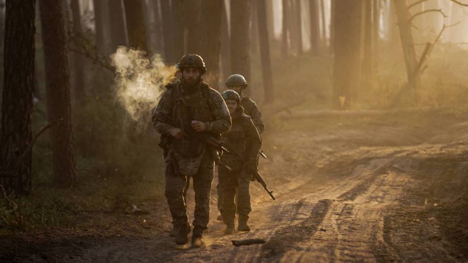 Бійці бригади АЗОВ в Серебрянський ліс кремінна
